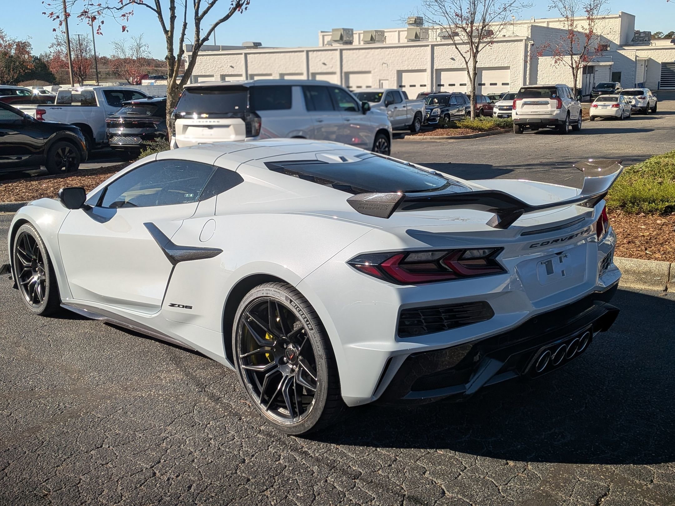 Used 2023 Chevrolet Corvette Z06 w/ Z07 Performance Package image 7