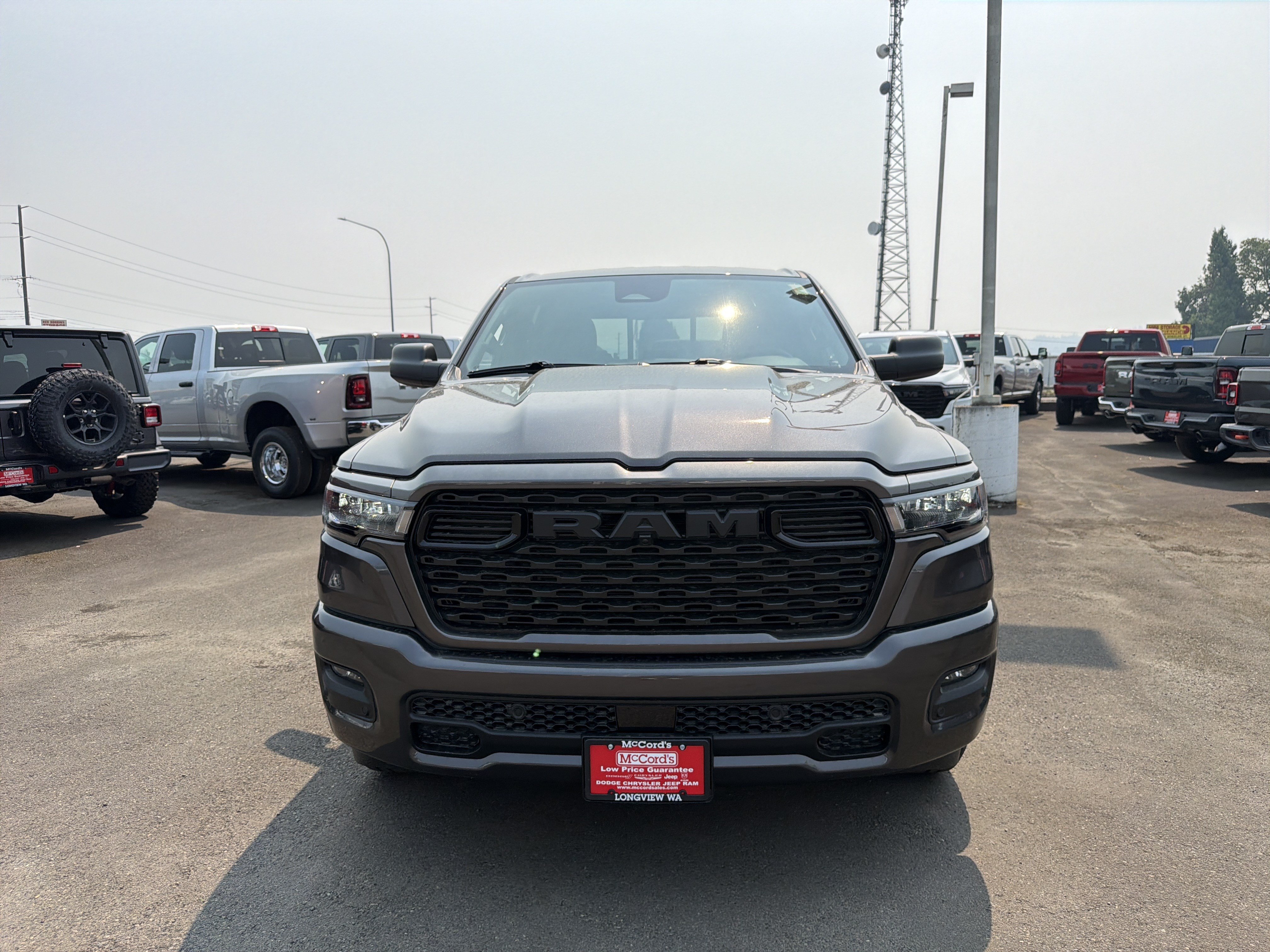 New 2026 RAM 1500 Express AWD/4WD image 8