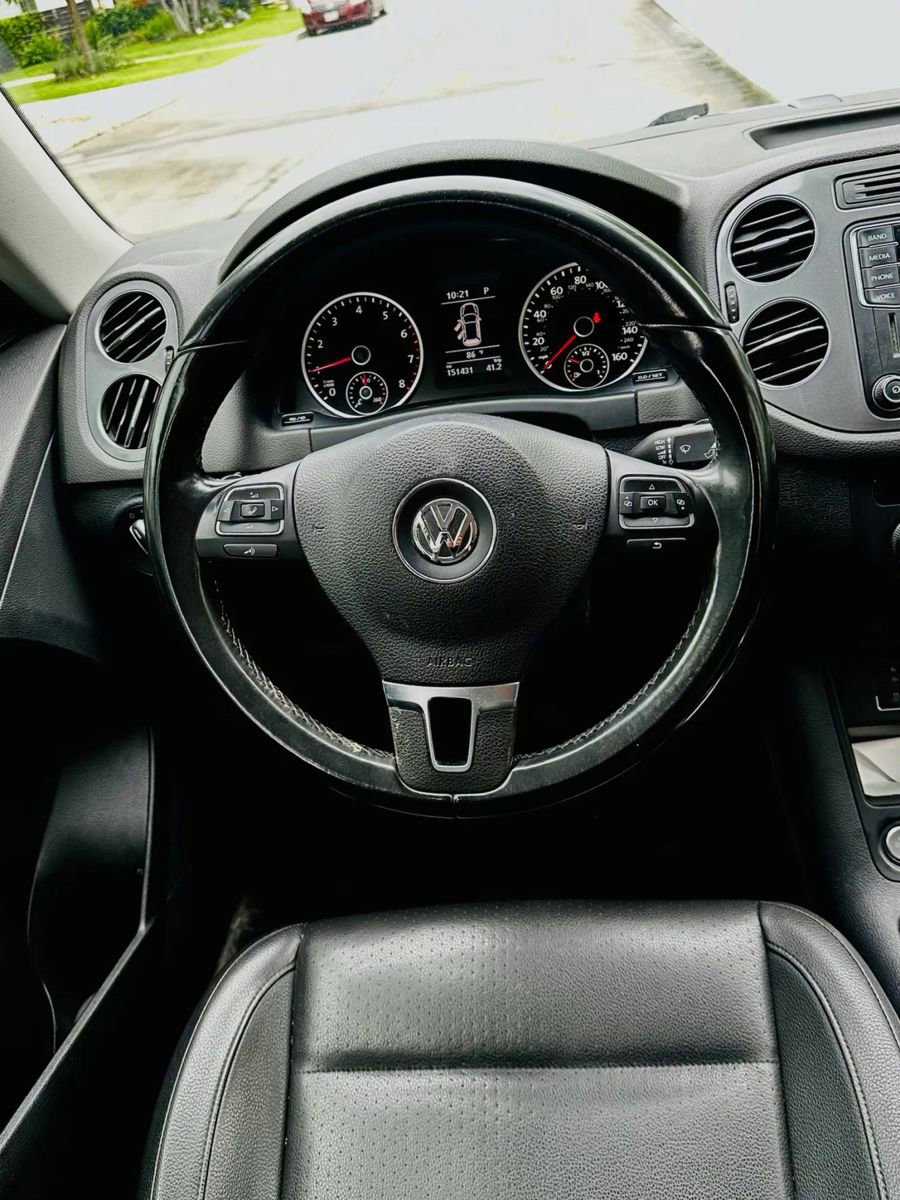 Used 2017 Volkswagen Tiguan S FWD image 13