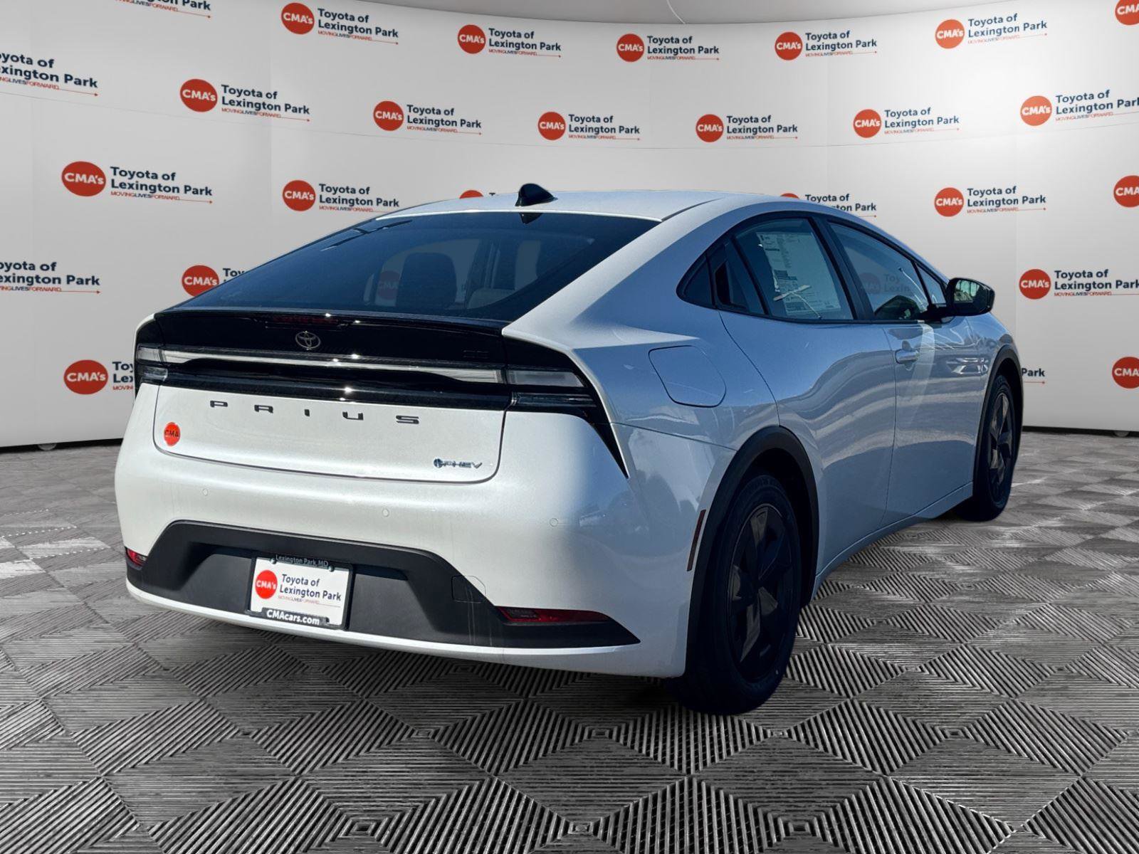 New 2026 Toyota Prius Plug-In Hybrid image 7