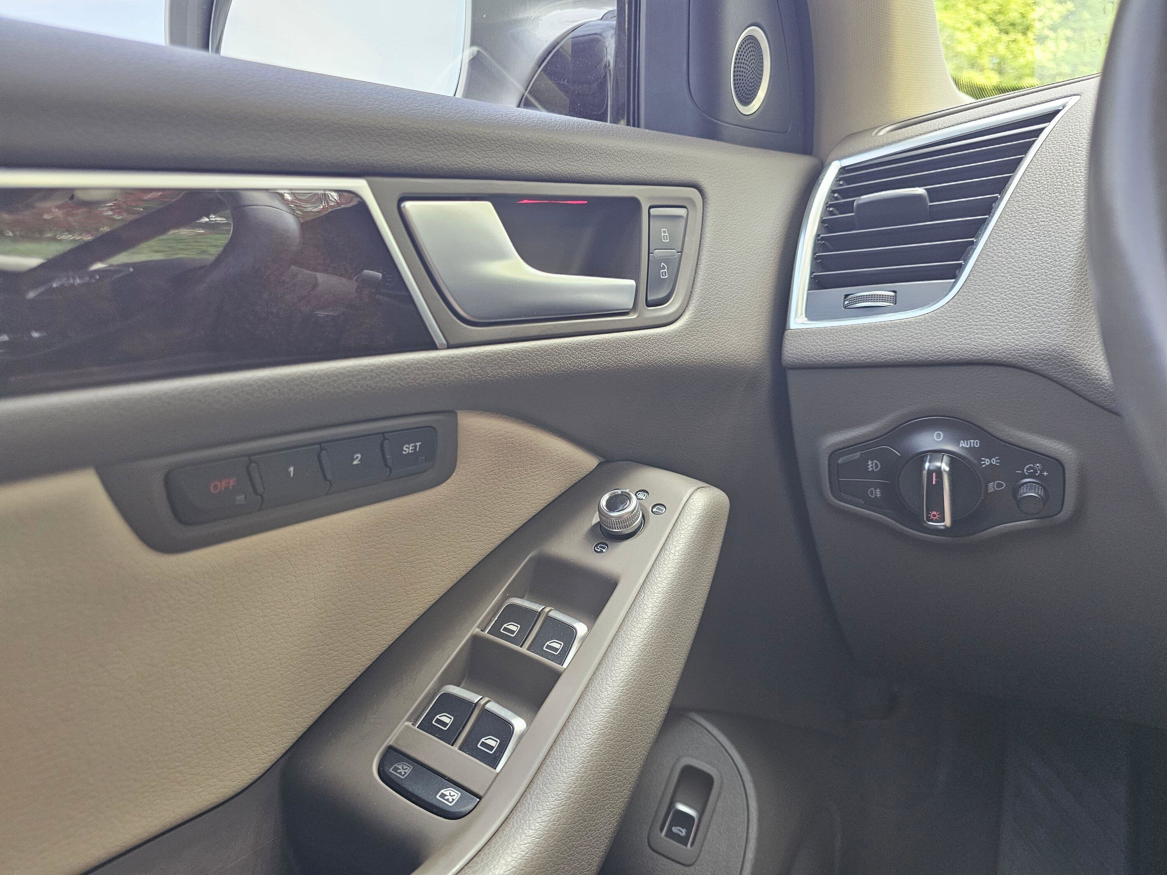 Used 2015 Audi Q5 2.0T Premium Plus AWD/4WD image 29