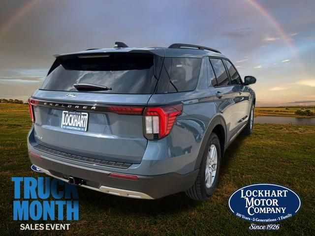 New 2026 Ford Explorer Active image 7