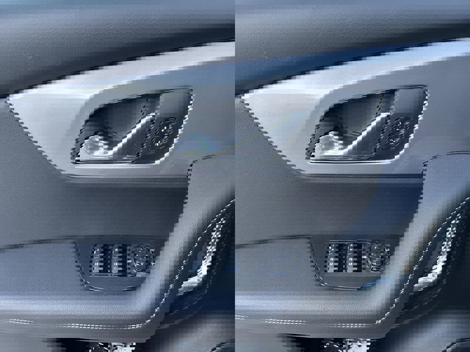 New 2025 Chevrolet Blazer LT w/ Sound & Technology Package image 16