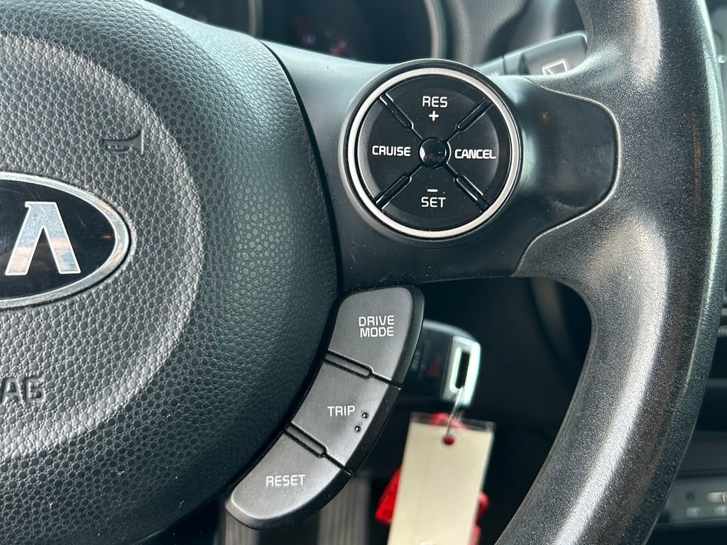 Used 2017 Kia Soul + FWD image 17