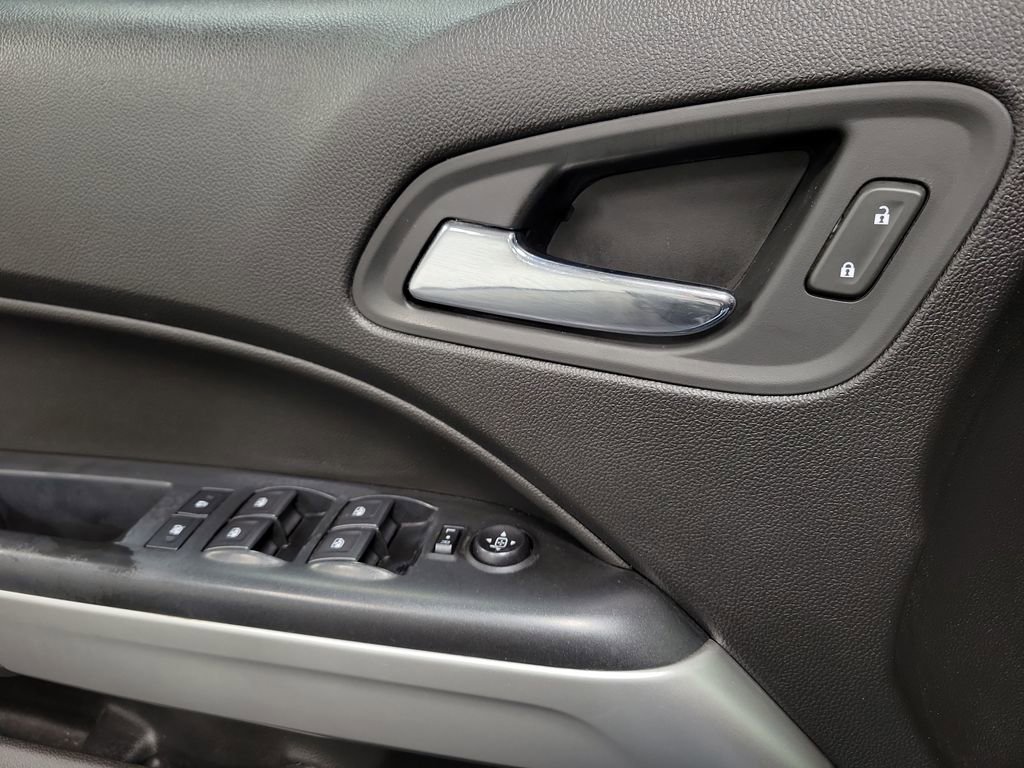 Used 2019 Chevrolet Colorado ZR2 image 20