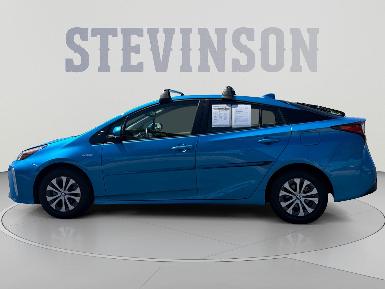 Used 2022 Toyota Prius XLE w/ Advanced Technology Package AWD/4WD image 2