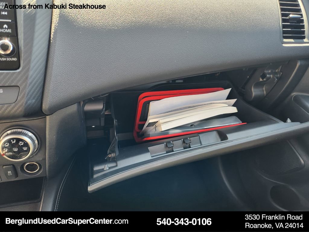 Used 2024 Mitsubishi Outlander Sport ES AWD/4WD image 29