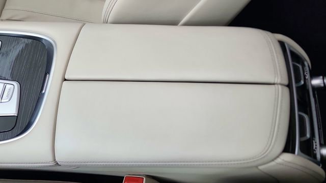 Used 2022 BMW 740i xDrive w/ M Sport Package image 59