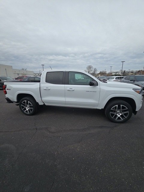 Used 2023 Chevrolet Colorado Z71 w/ Z71 Convenience Package 2 image 10