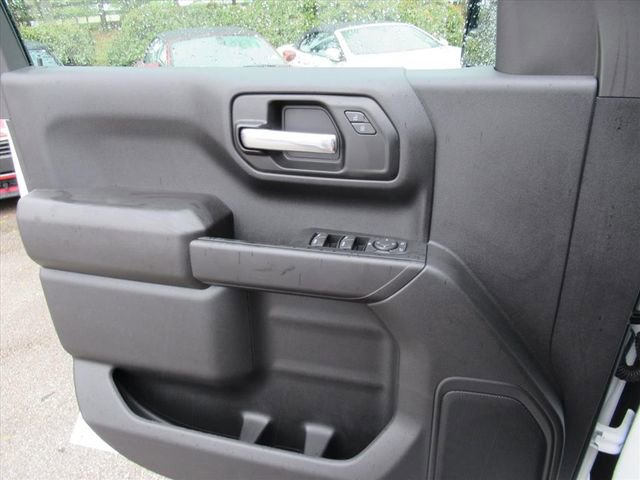 Used 2025 Chevrolet Silverado 1500 Custom Trail Boss AWD/4WD image 17