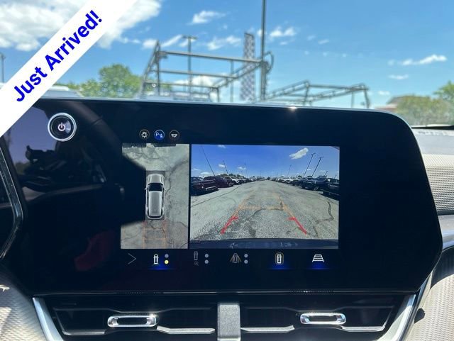 New 2026 Chevrolet Equinox LT w/ Convenience Package II FWD image 24