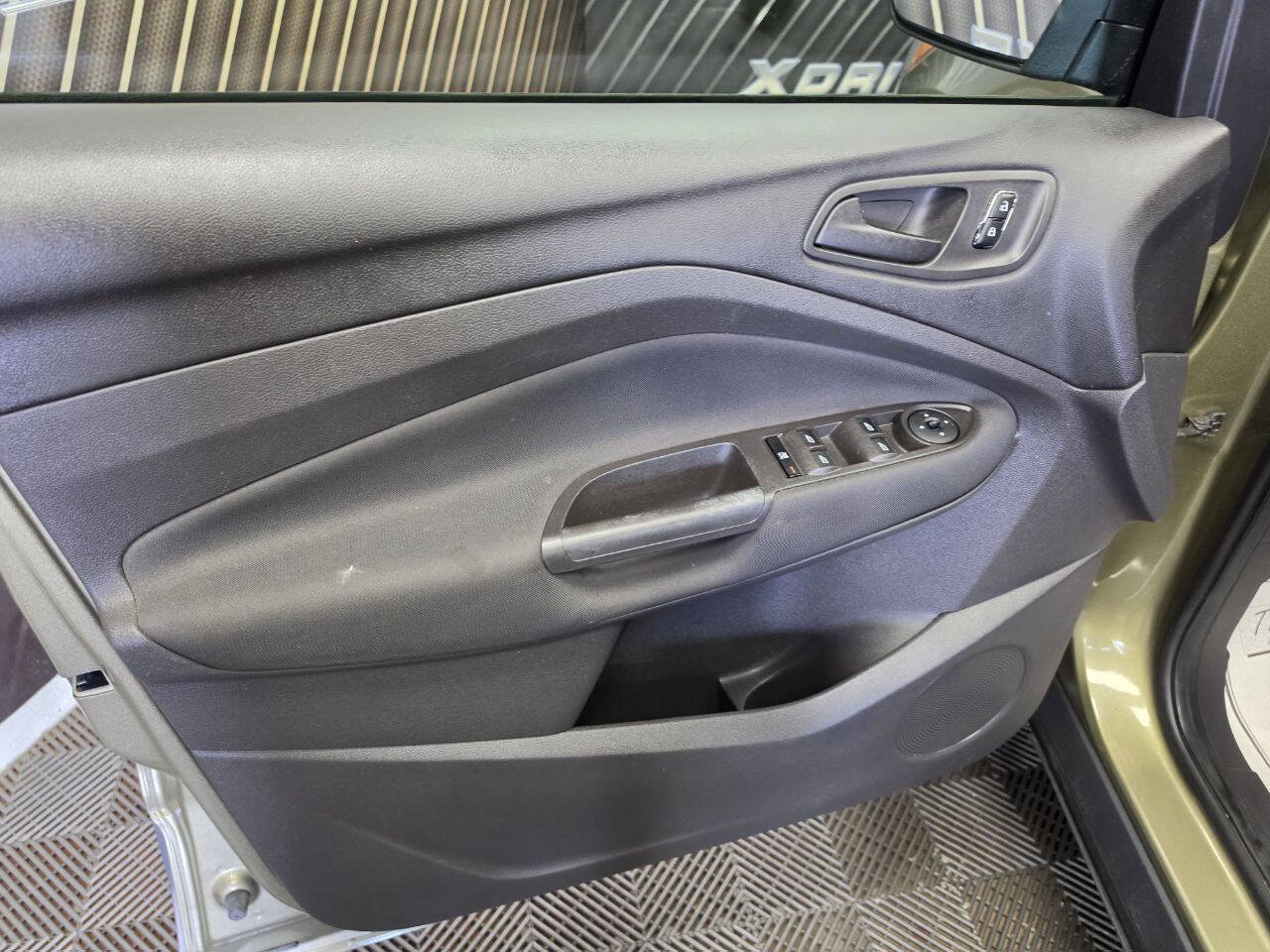 Used 2013 Ford Escape S FWD image 11
