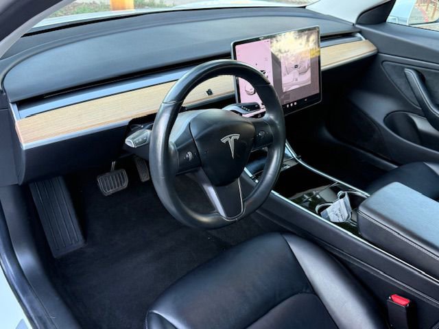 Used 2018 Tesla Model 3 Long Range image 26