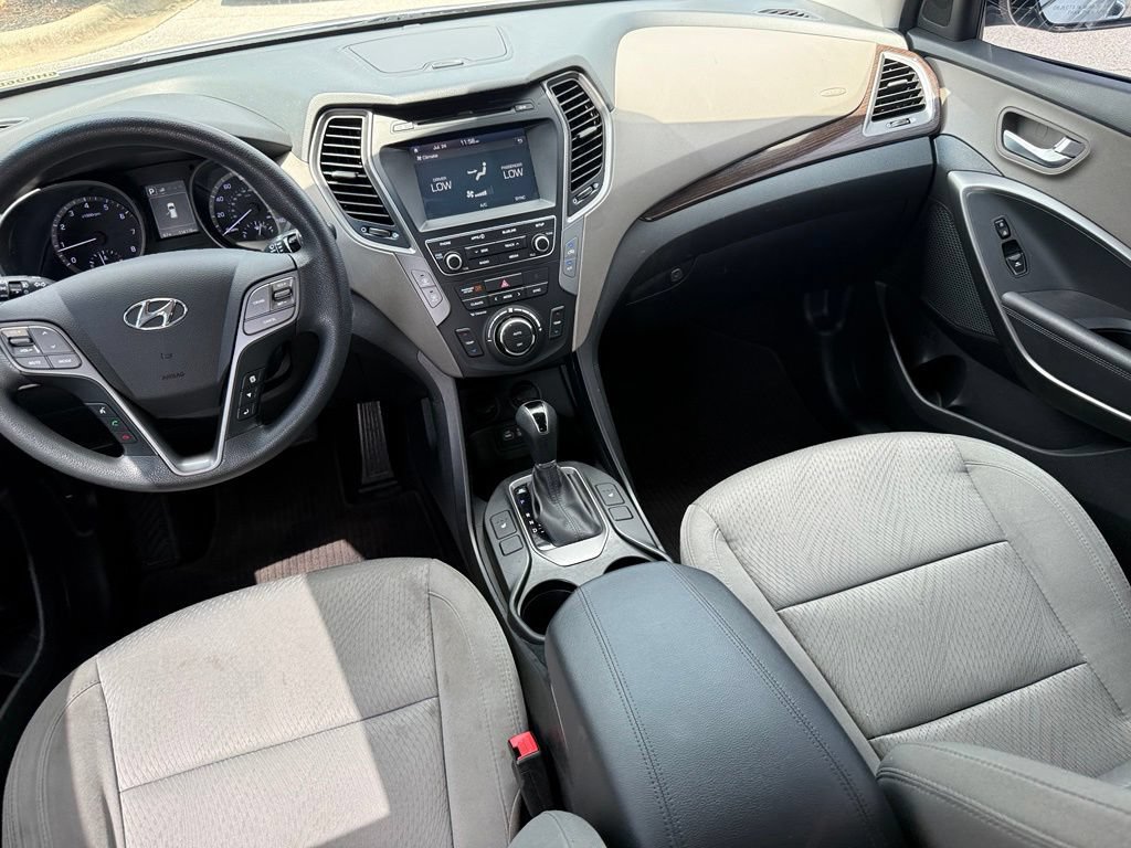 Used 2018 Hyundai Santa Fe Sport w/ 2.4L Value Package 02 FWD image 29