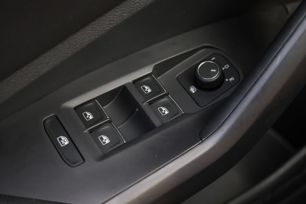 Used 2025 Volkswagen Jetta S FWD image 18