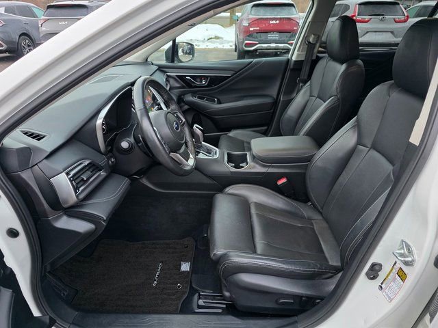 Used 2024 Subaru Outback Limited image 16