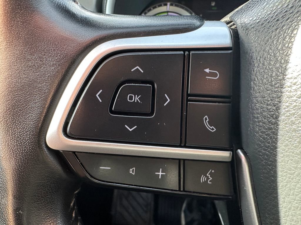 Used 2022 Toyota Highlander XLE image 24