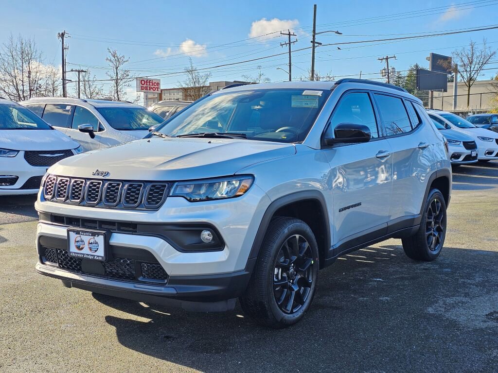 New 2026 Jeep Compass Latitude image 4