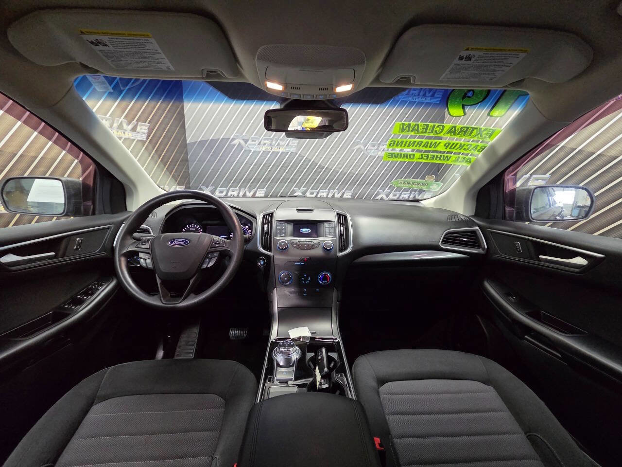 Used 2019 Ford Edge SE image 17