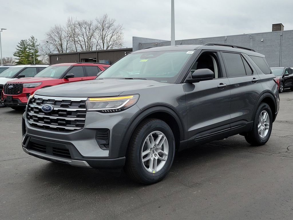 New 2026 Ford Explorer Active image 8