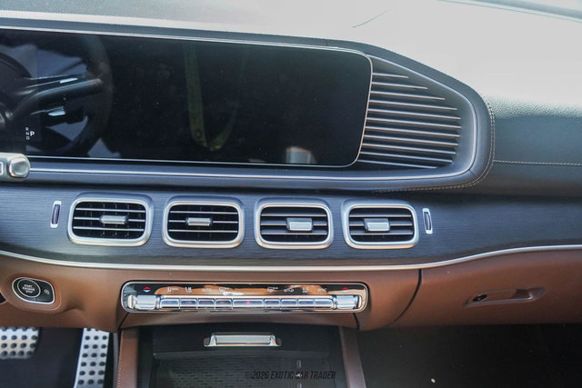 Used 2024 Mercedes-Benz GLS 450 4MATIC image 33