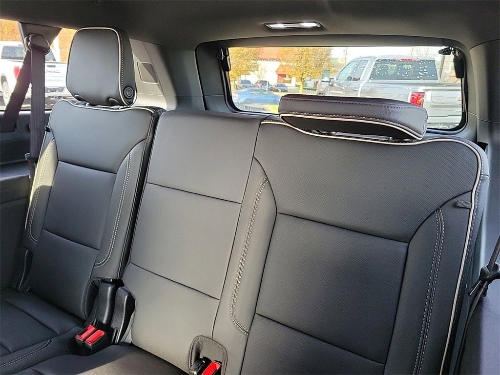 New 2026 GMC Yukon XL Elevation image 11