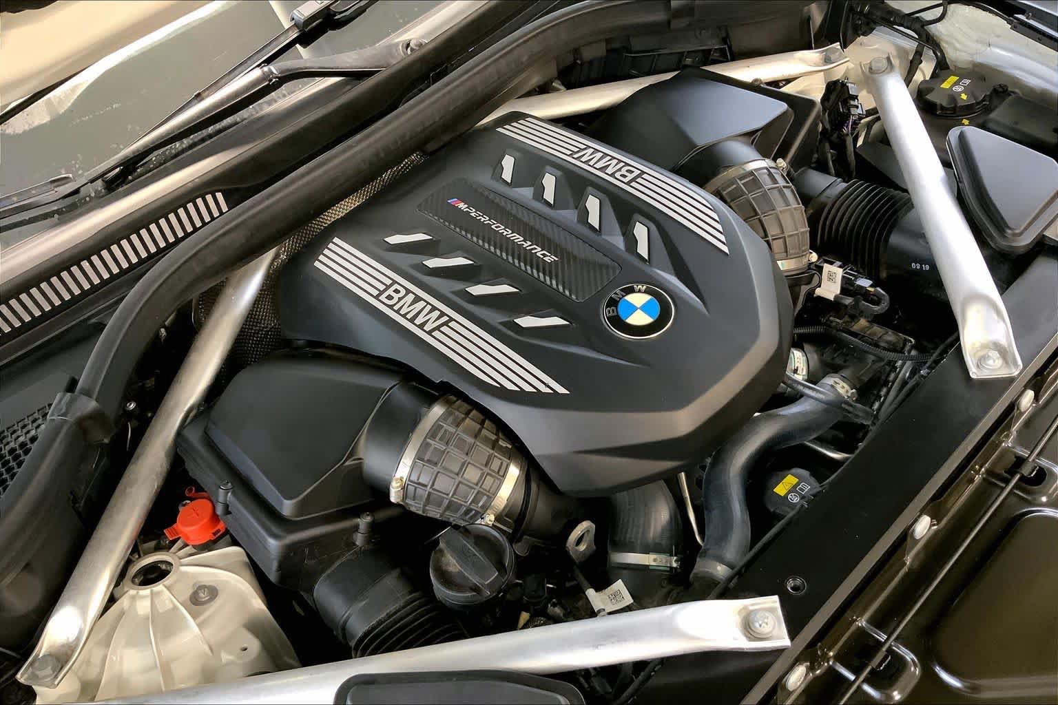 Used 2020 BMW X5 M50i w/ Executive Package AWD/4WD image 31