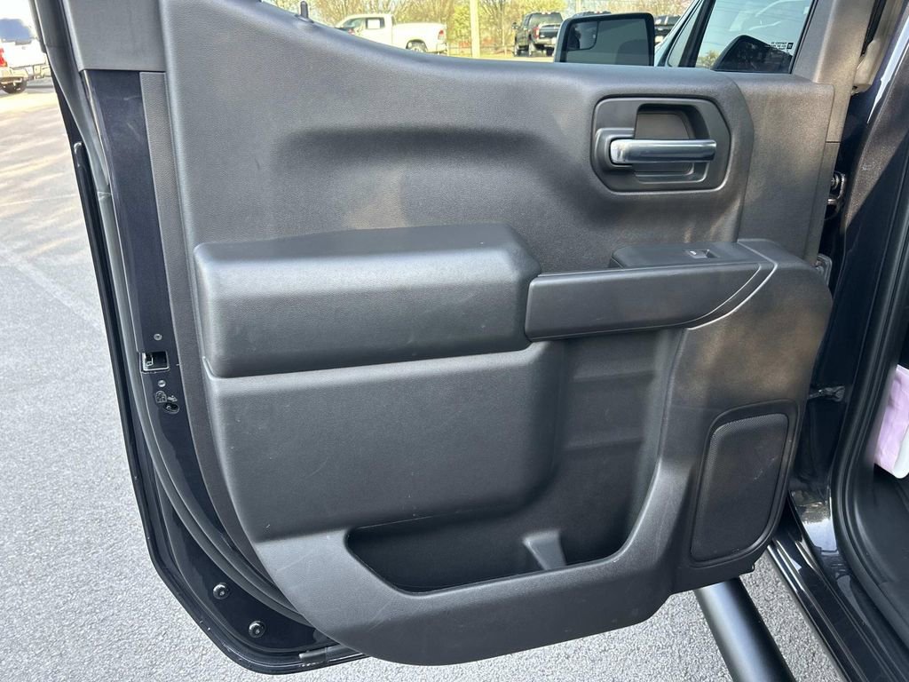 Used 2024 Chevrolet Silverado 1500 Custom Trail Boss w/ Turbomax Blackout Package image 20