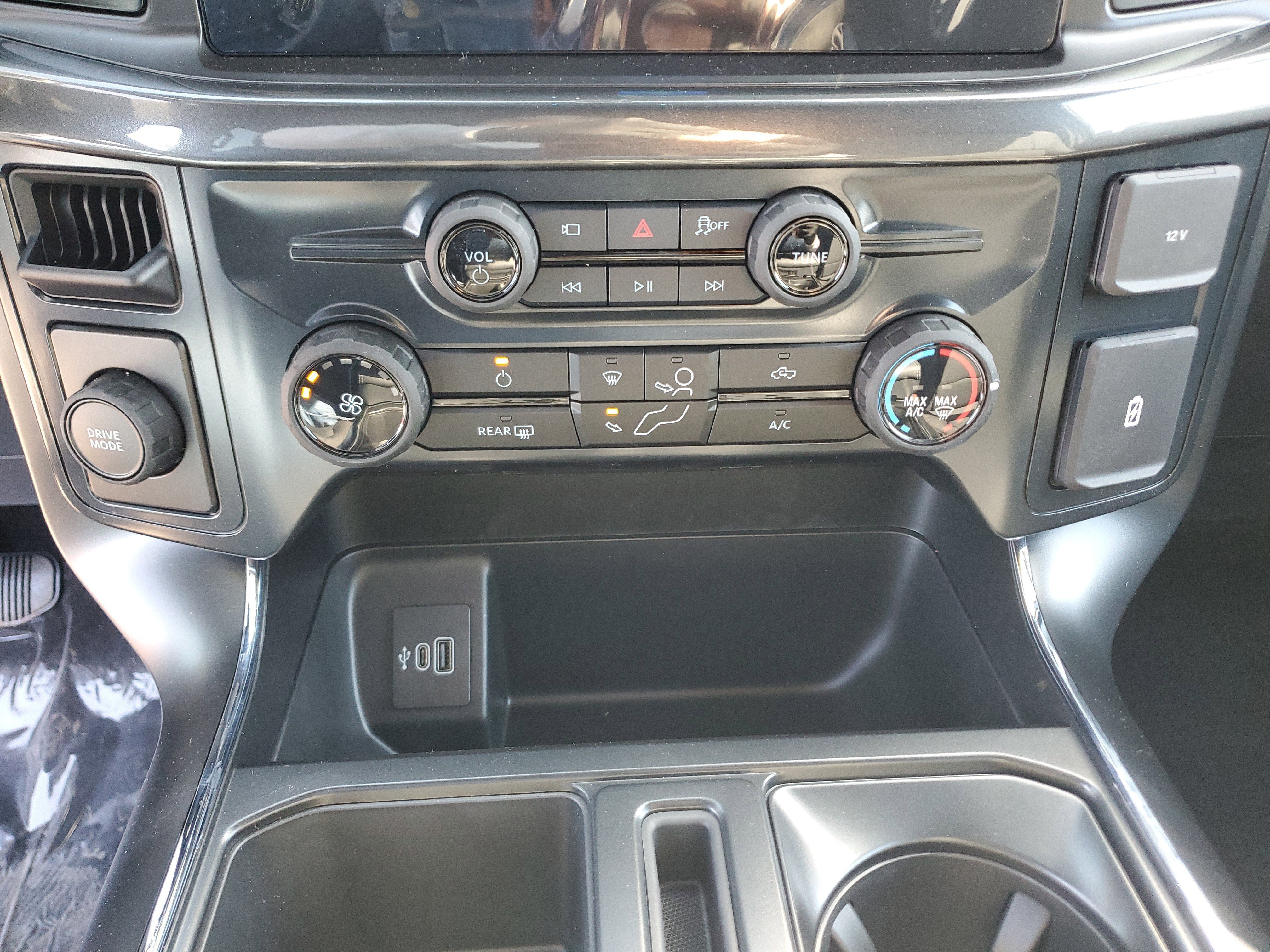 New 2026 Ford F150 STX w/ Equipment Group 200A RWD image 16
