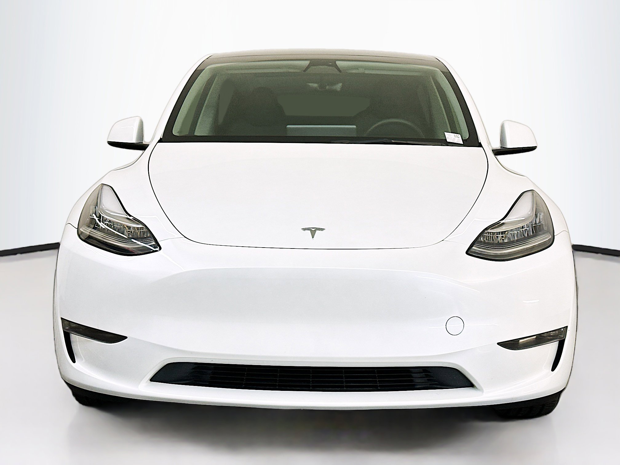 Used 2023 Tesla Model Y Long Range image 2