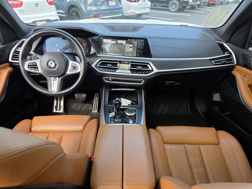 Used 2022 BMW X7 xDrive40i w/ M Sport Package image 26
