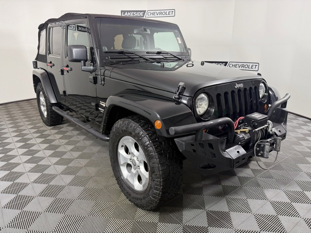 Used 2013 Jeep Wrangler Unlimited Sahara w/ Connectivity Group image 8