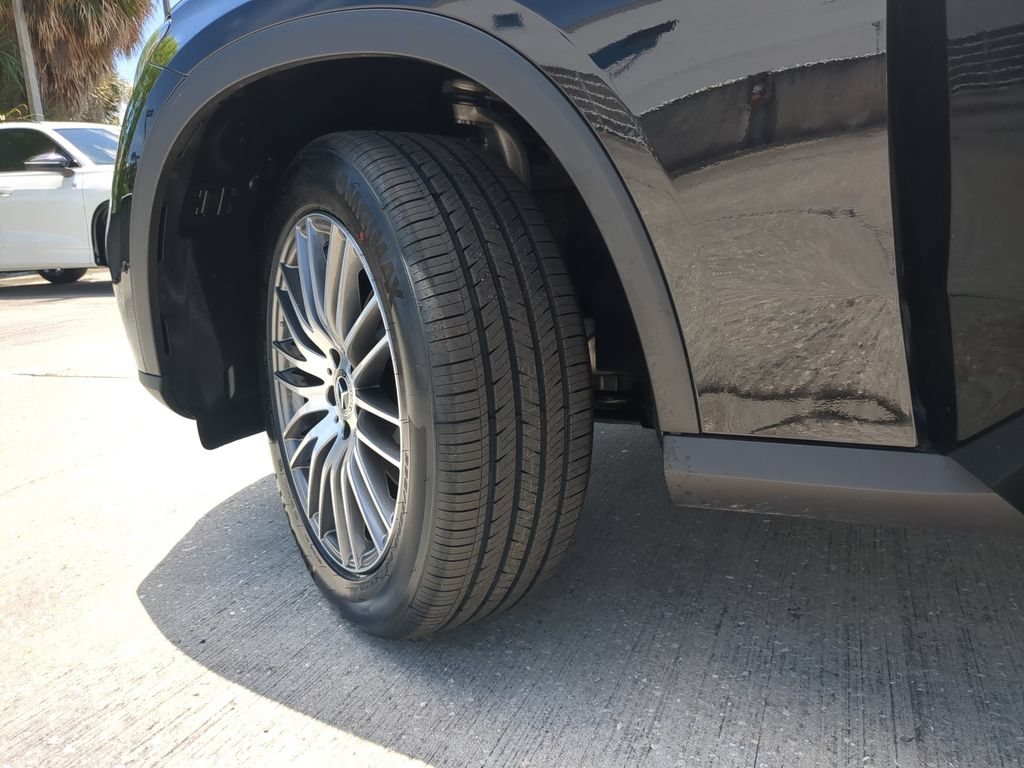 Used 2025 Mercedes-Benz GLC 300 image 35