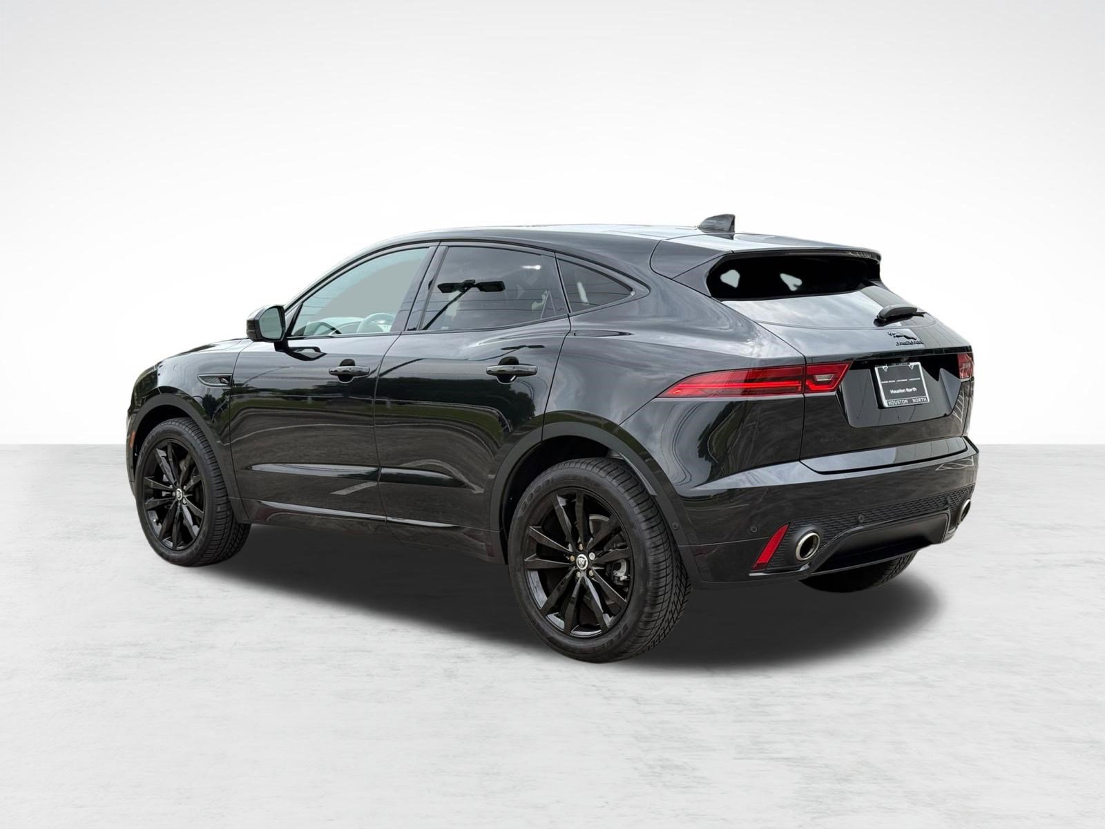 Used 2024 Jaguar E-PACE R-Dynamic SE AWD/4WD image 3