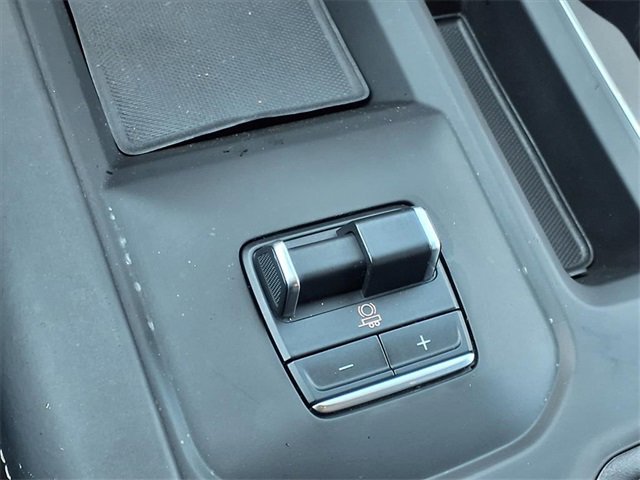 Used 2024 GMC Sierra 2500 Denali Ultimate image 16