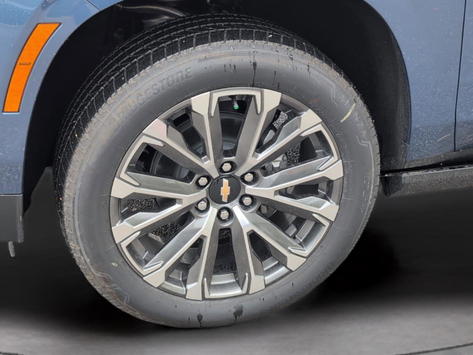 New 2026 Chevrolet Suburban High Country RWD image 12