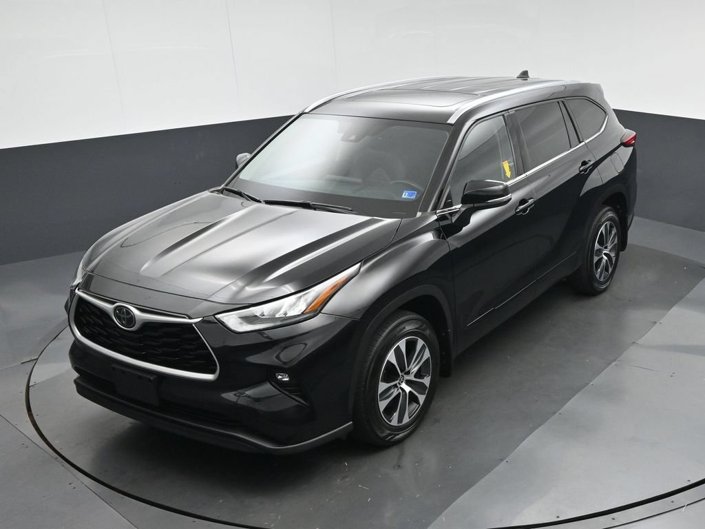 Used 2020 Toyota Highlander XLE AWD/4WD image 71