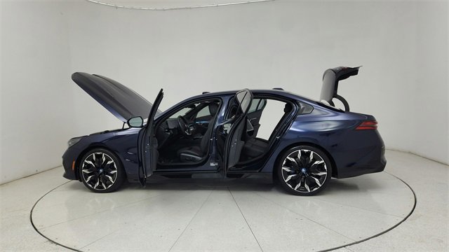 Used 2025 BMW i5 eDrive40i w/ M Sport Package image 71
