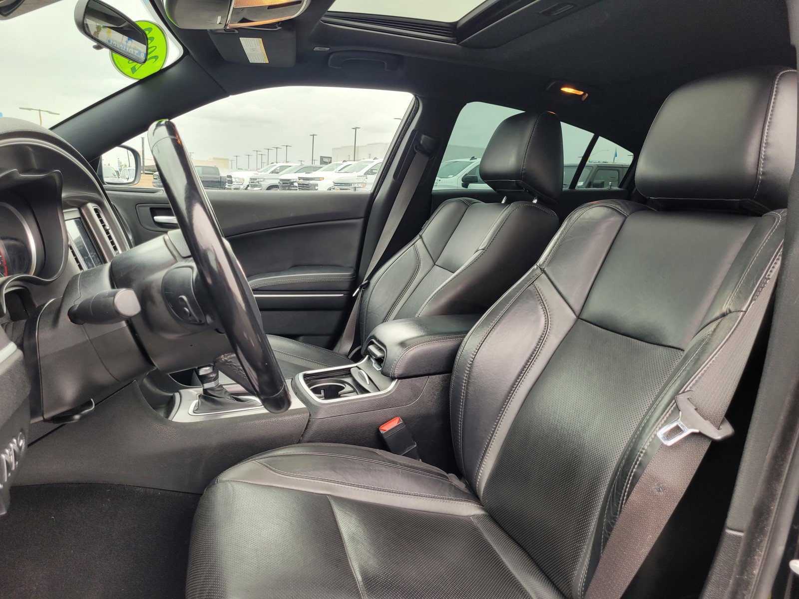 Used 2022 Dodge Charger SXT w/ Leather Interior Group RWD image 10