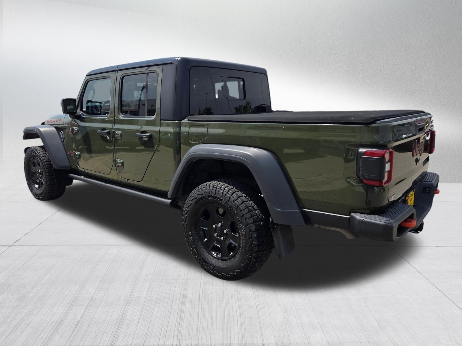 Used 2021 Jeep Gladiator Mojave AWD/4WD image 5