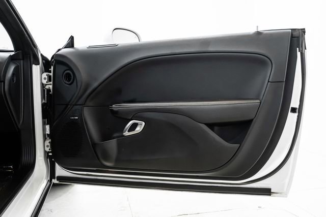 Used 2016 Dodge Challenger SRT w/ Technology Group image 24