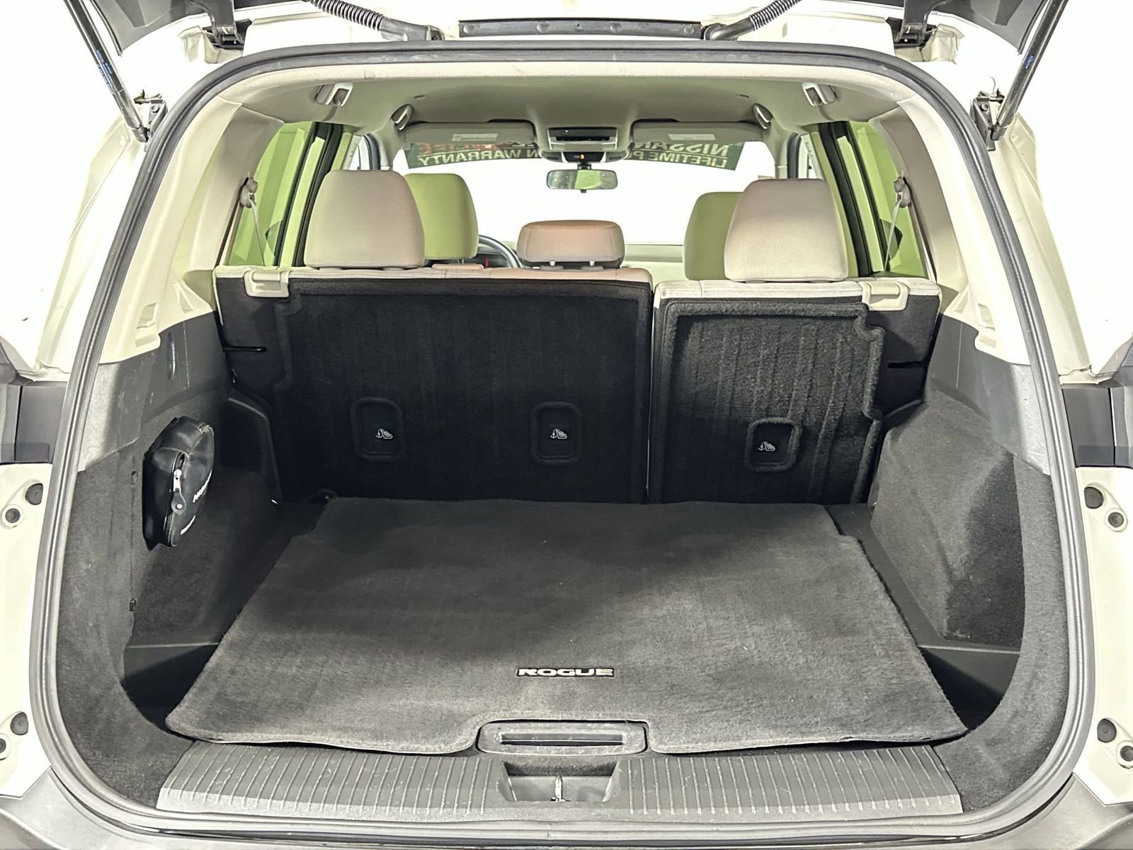 Certified 2023 Nissan Rogue SV image 29