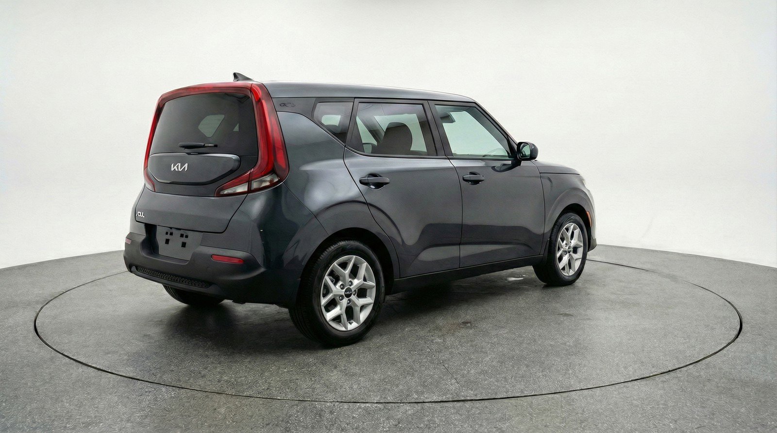 Used 2025 Kia Soul LX w/ LX Technology Package FWD image 9