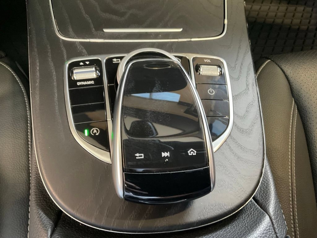 Used 2017 Mercedes-Benz E 300 4MATIC image 17