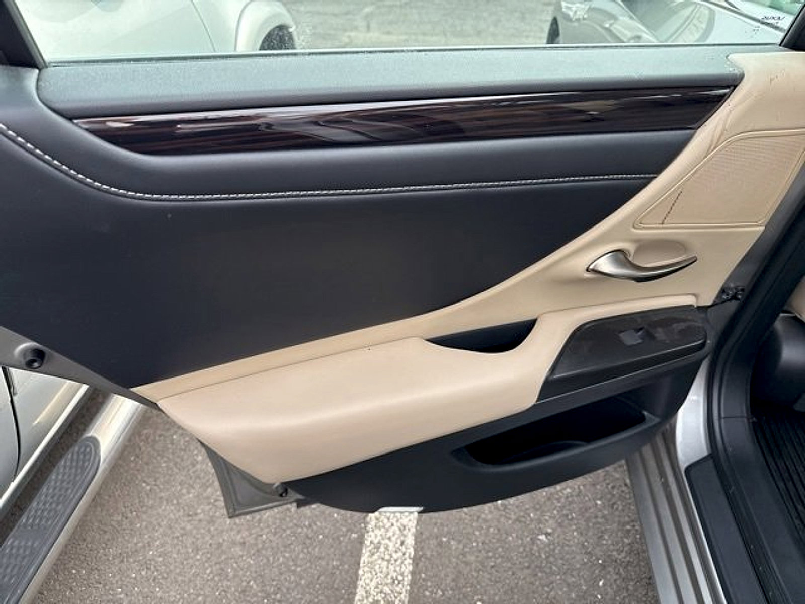 Used 2020 Lexus ES 350 w/ Premium Package image 20