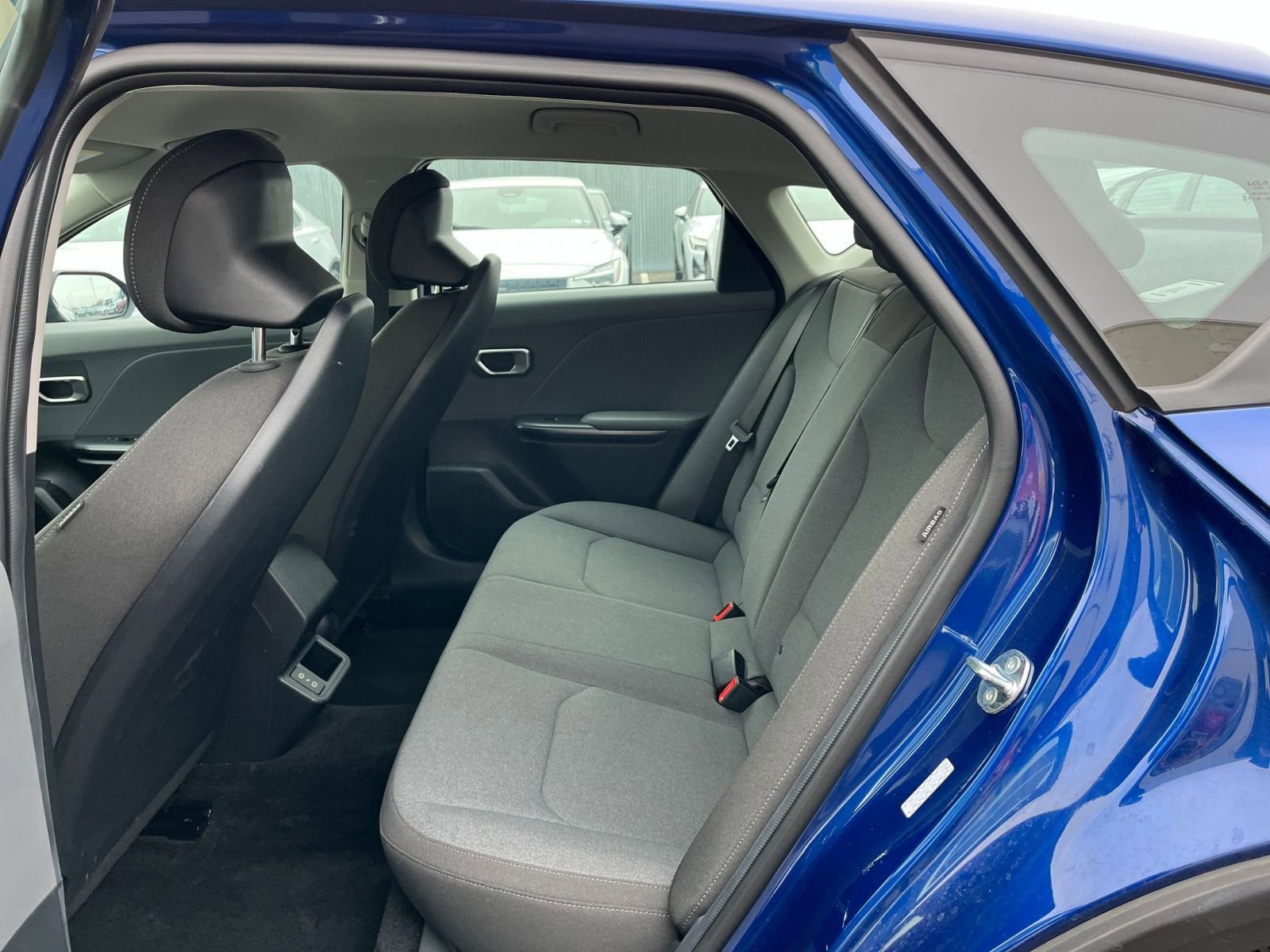 Used 2025 Kia K4 LXS image 25