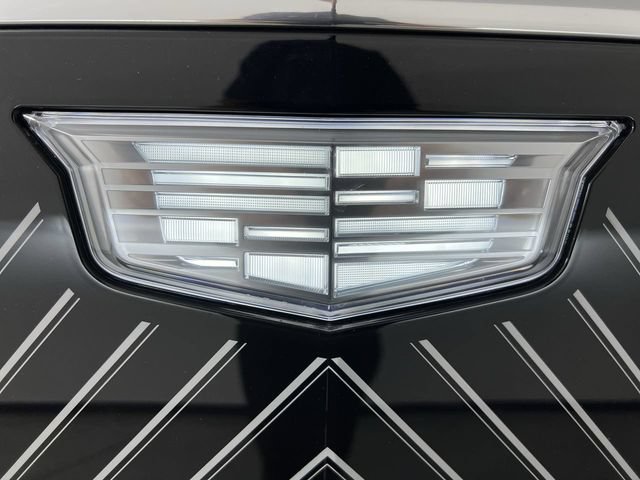 Certified 2026 Cadillac Vistiq Luxury w/ LPO, Floor Liner Package AWD/4WD image 31