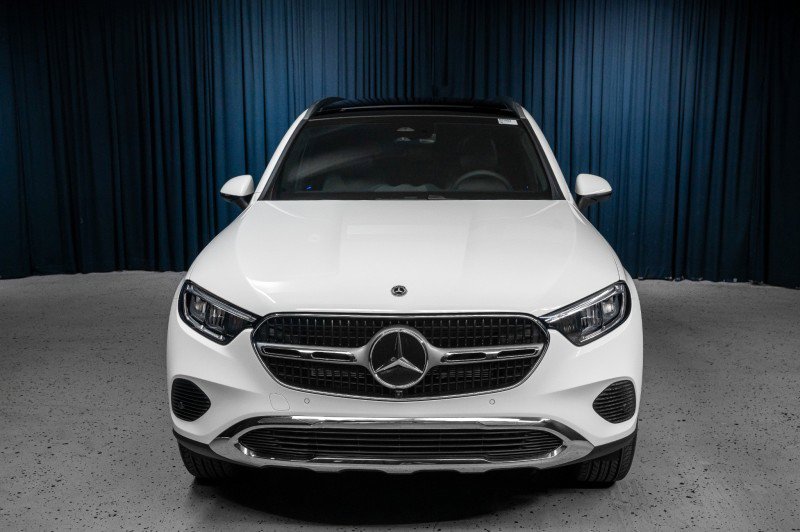 New 2026 Mercedes-Benz GLC 300 image 2