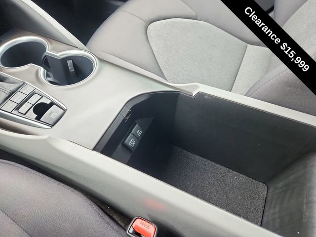 Used 2022 Toyota Camry LE FWD image 39