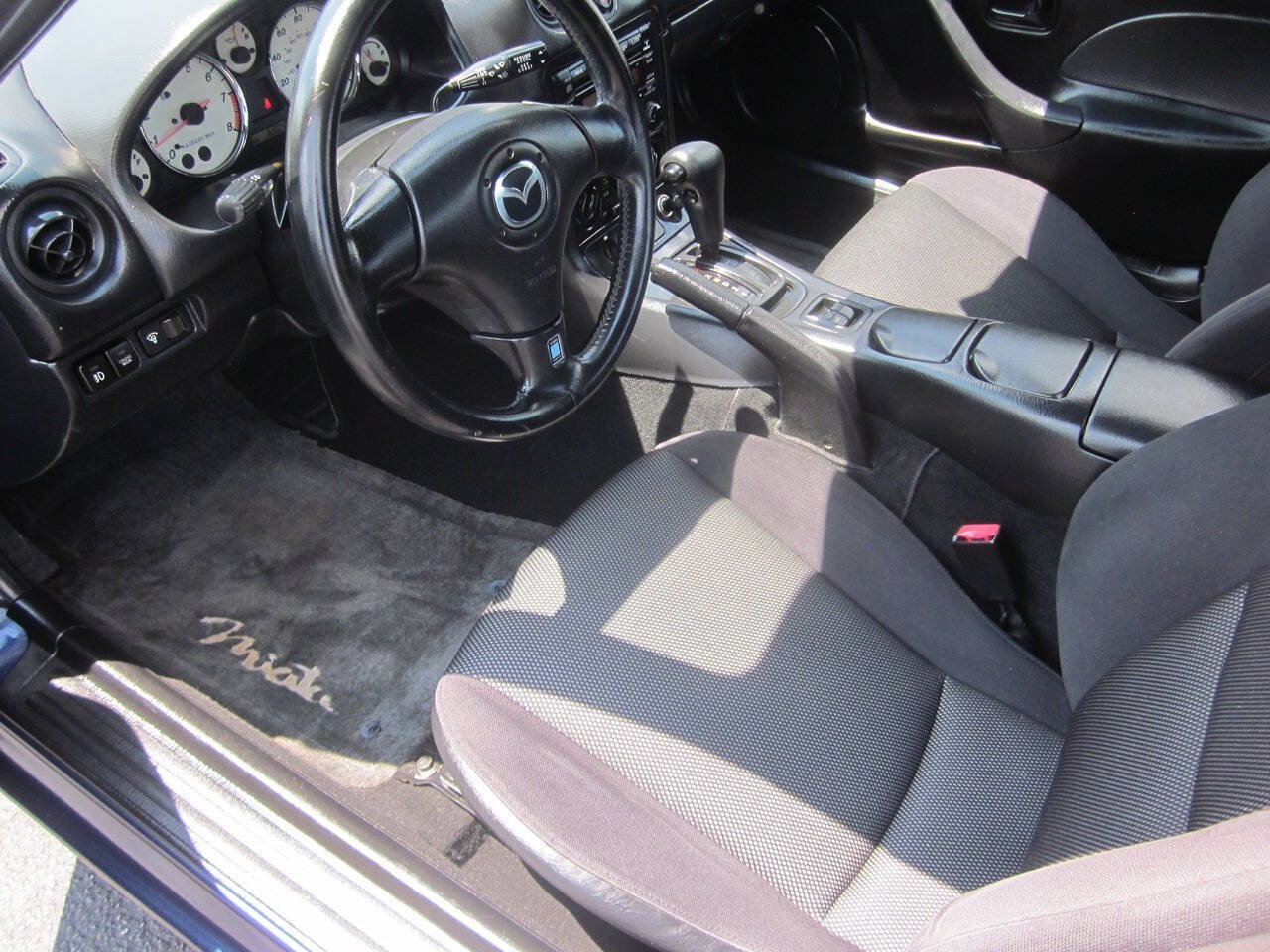 Used 2002 MAZDA MX-5 Miata LS RWD image 15